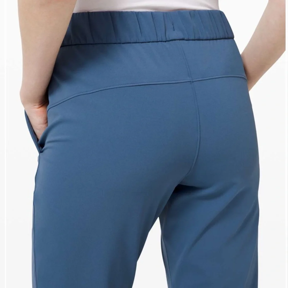 Lululemon On the Fly 7/8 Pant - Picture 5 of 5